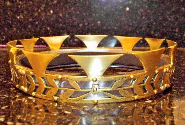 Gold coronet