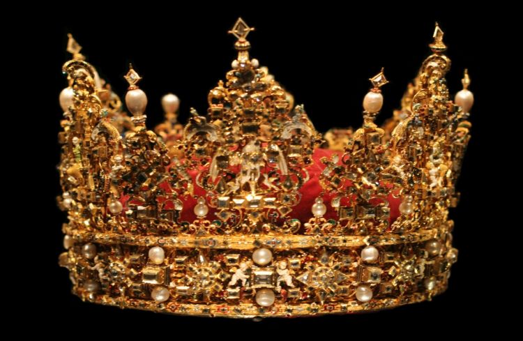 Golden crown