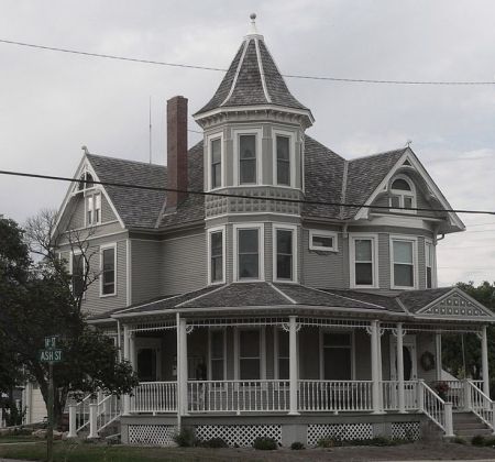 Lodgings in Hesston, Kansas