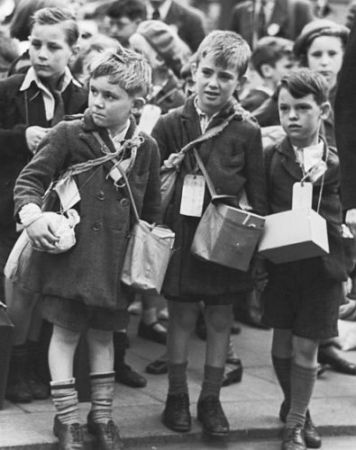 Evacuee kids